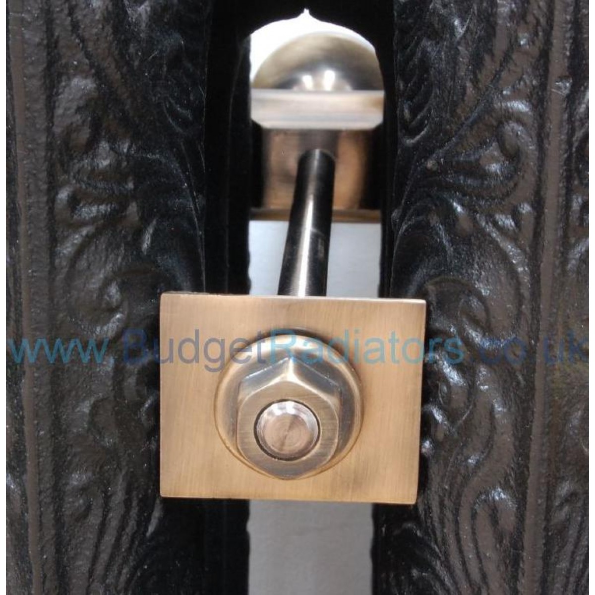 Cast Iron Radiator Luxury Wall Stay - Brass, Old English