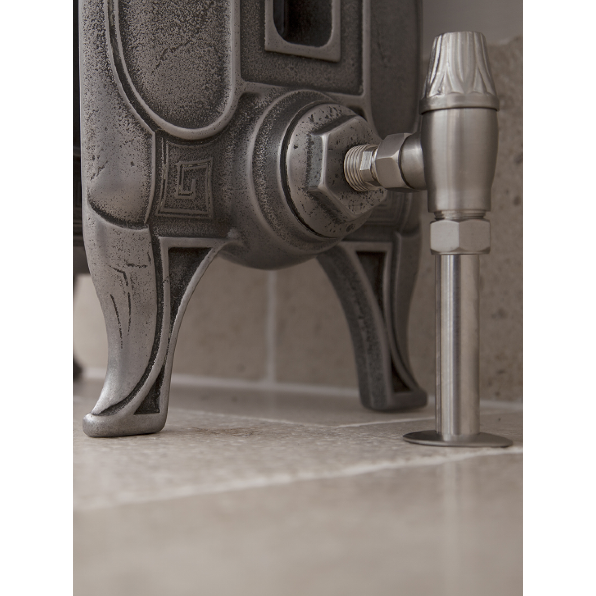Liberty 2-Column 24-Section Cast Iron Radiator - 865 x 1978mm