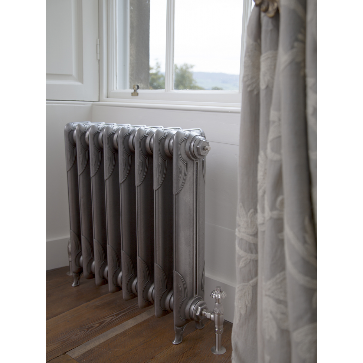 Liberty 645 14-Section Cast Iron Radiator - 645 x 1168mm