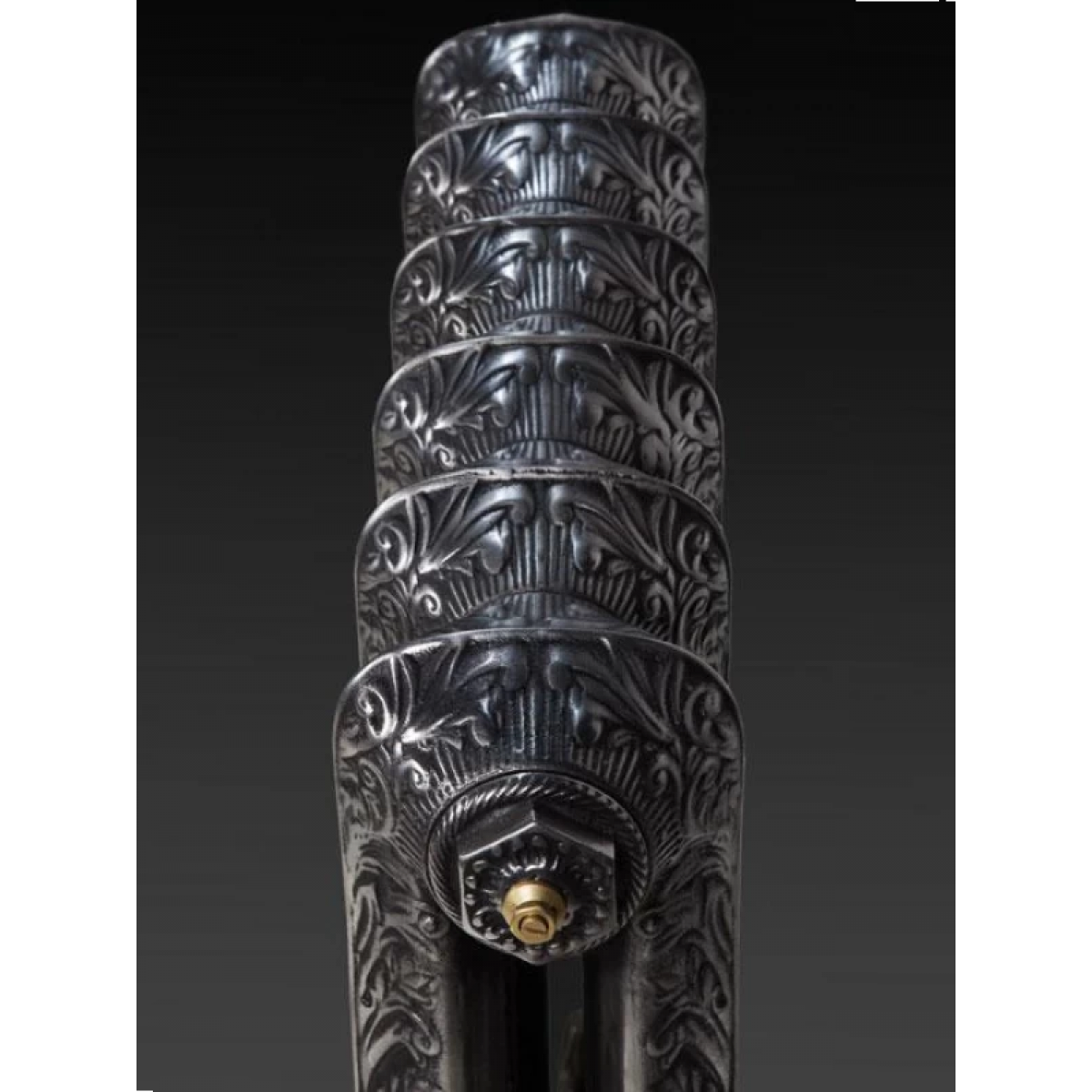 Shaftsbury Cast Iron Radiator 740mm High, 16 Sections