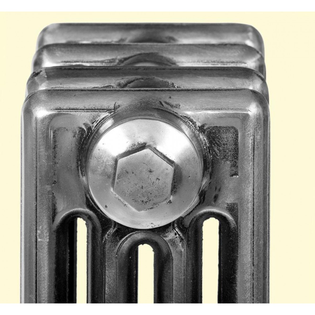 Victoriana Slim 4-Column Cast Iron Radiator - 725mm High, 10 Section