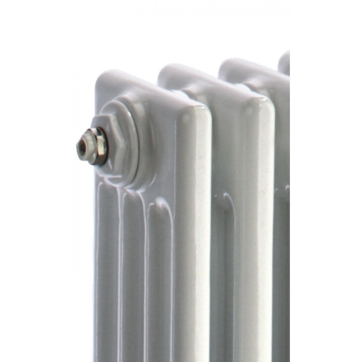 Cornel Horizontal 4-Column Radiator, 600H x 609mm