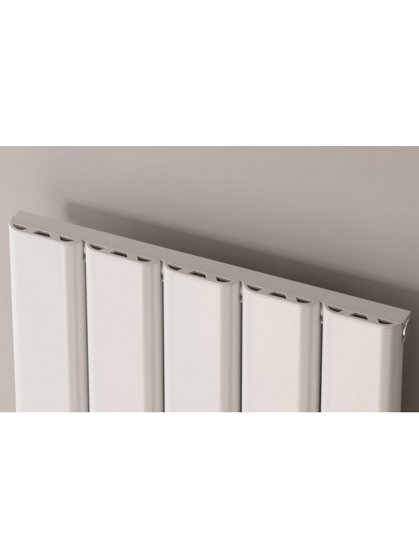 Reina Vicari Horizontal Aluminium Double Column radiator, 600H x 800mm