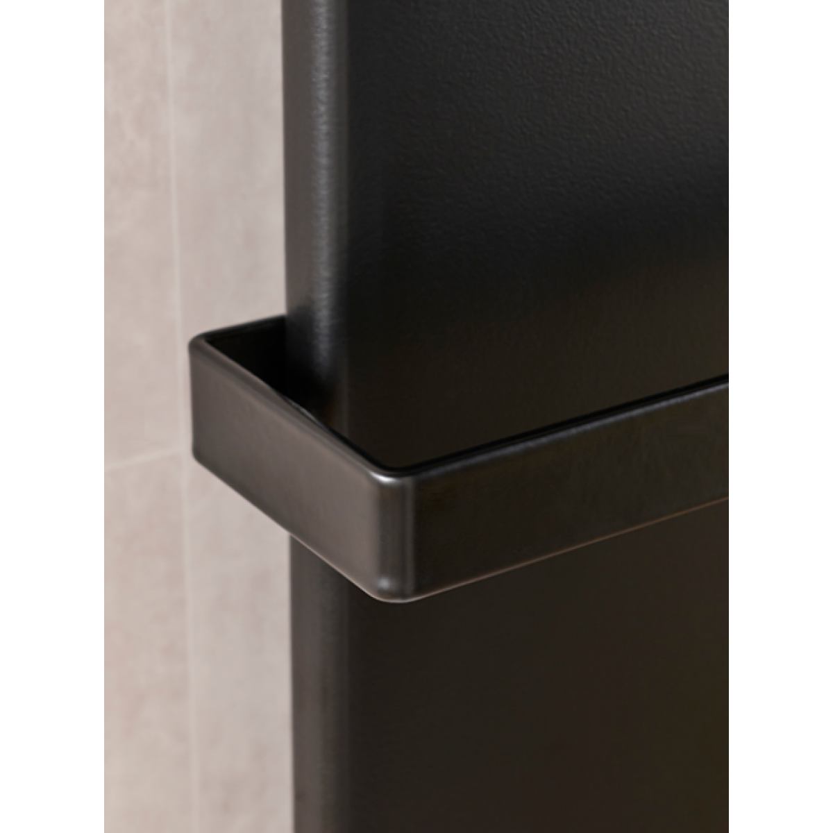 Hawkhurst Towel Rail 990 x 586