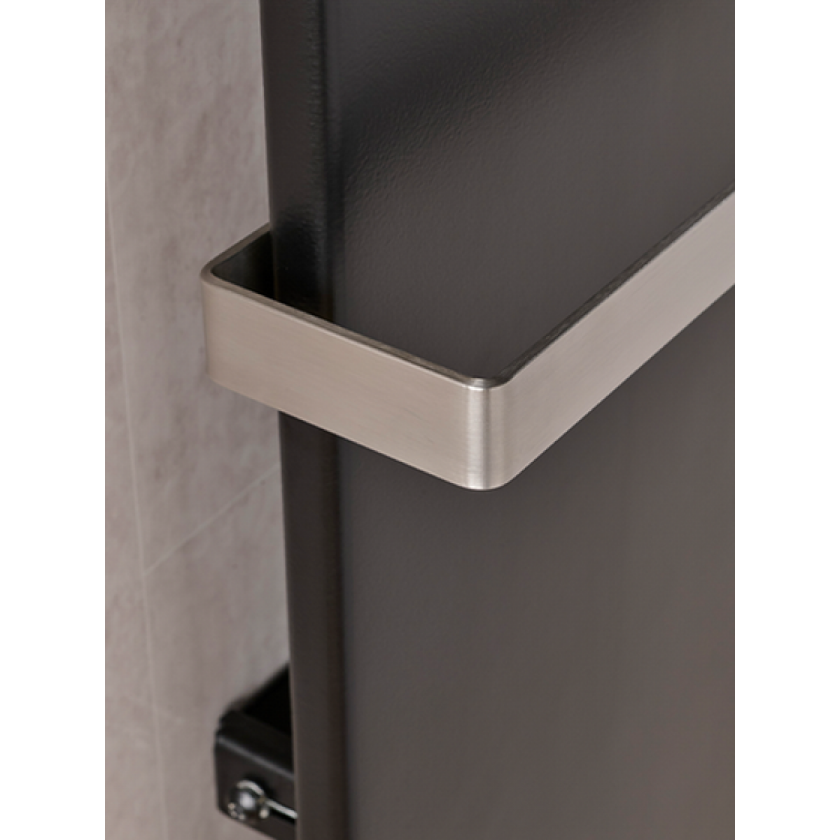 Hawkhurst Towel Rail 990 x 586