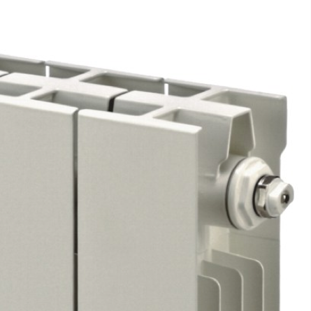 Saxon Aluminium Horizontal - 690 x 820mm